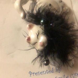 Cat pin by Amy Lacombe